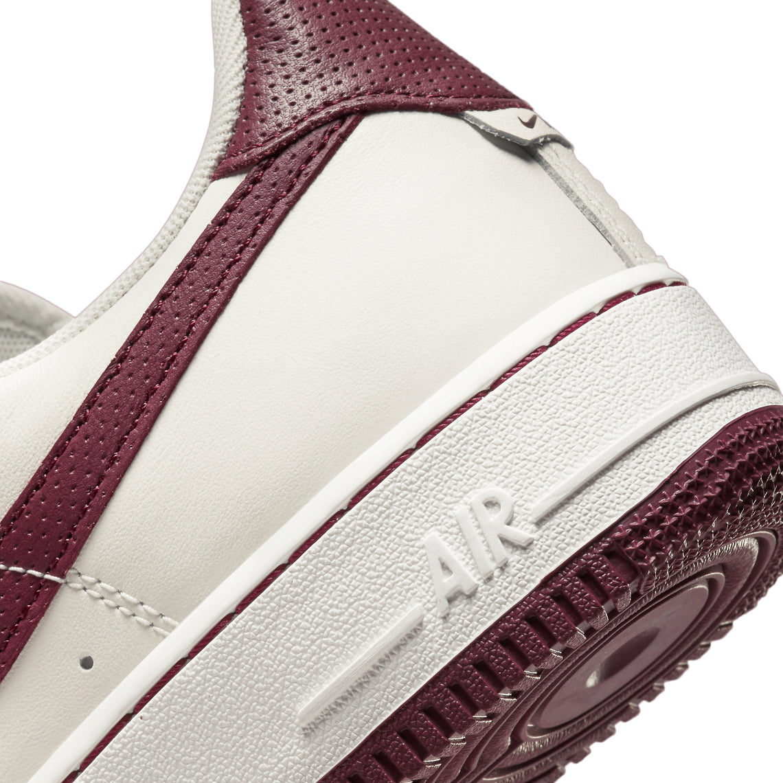 Sail Dark Beetroot Men's Nike Air Force 1 '07 Craft A54545