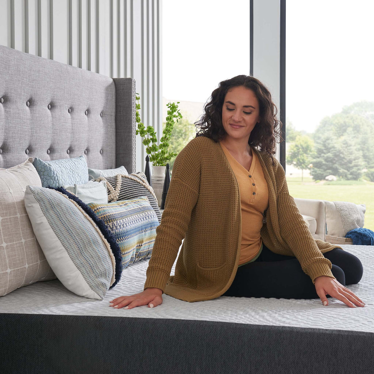10 Inch Hybrid Queen Mattress R6063