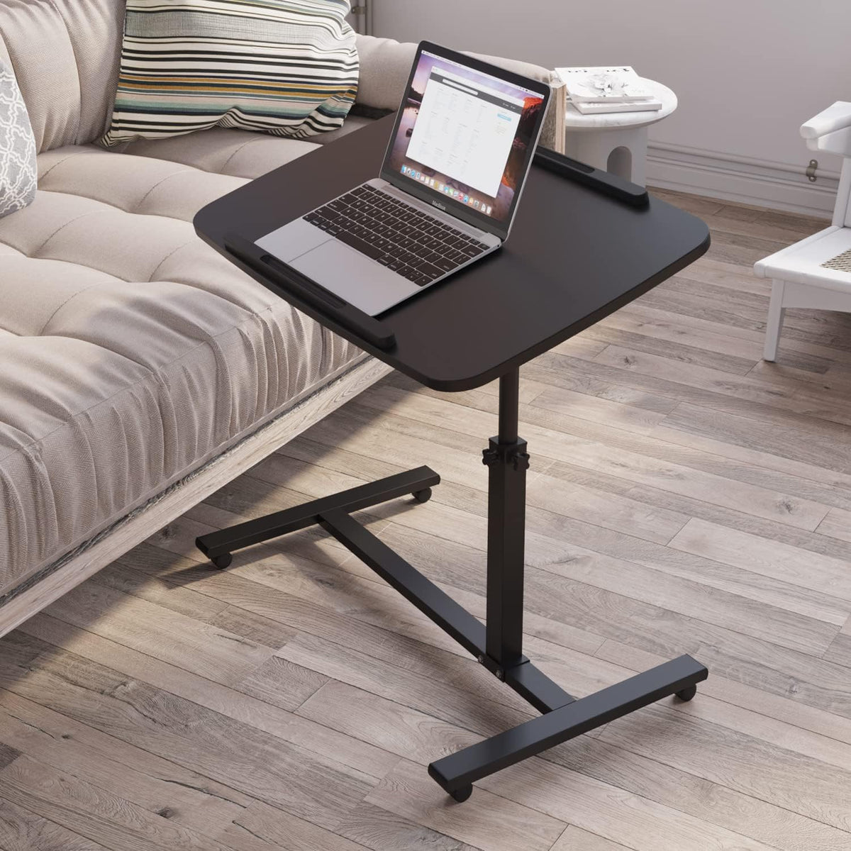 Adjustable Overbed Bedside Table with Wheels R5245