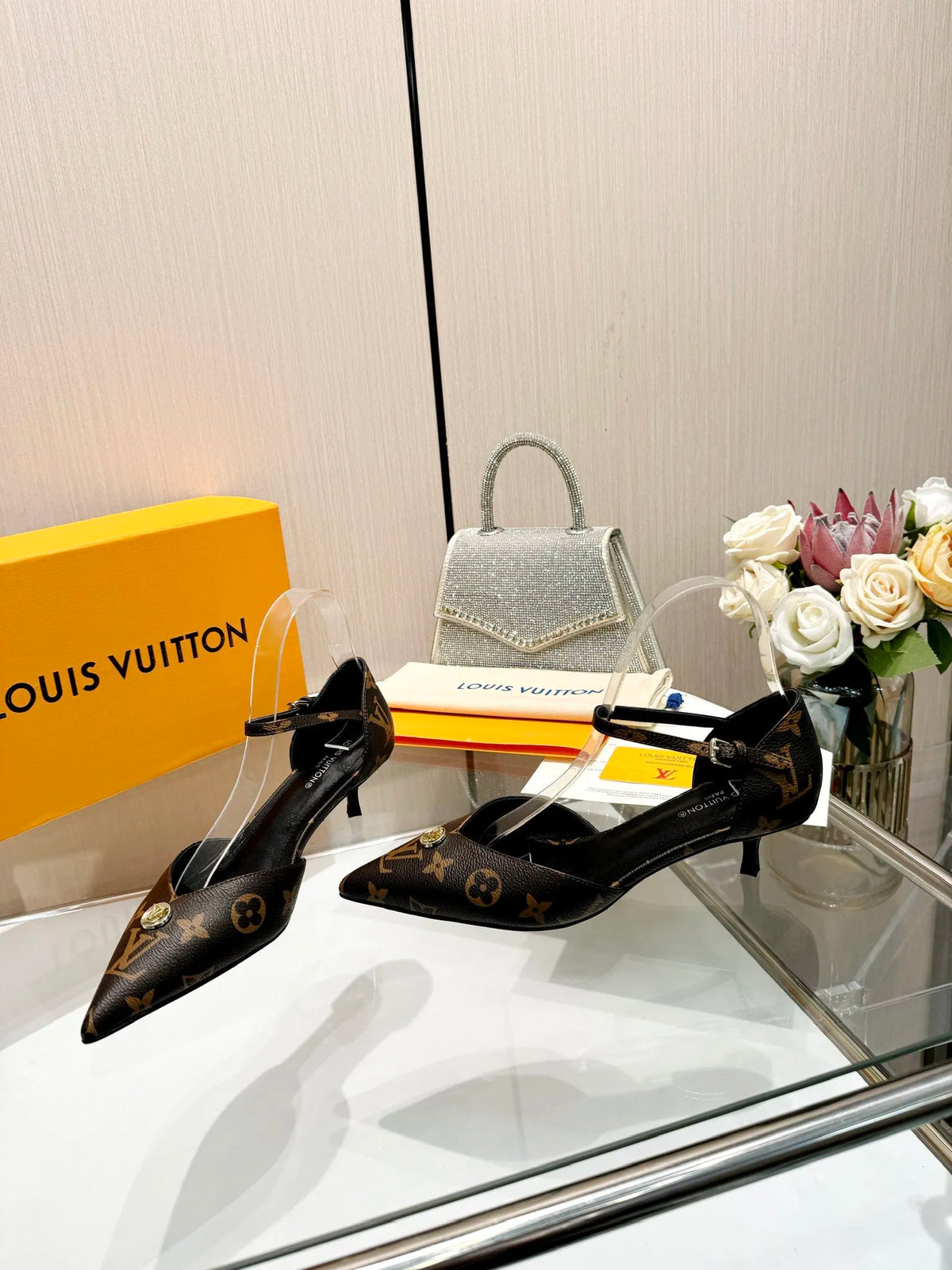 Women Shoes Heels 4 cm T4249