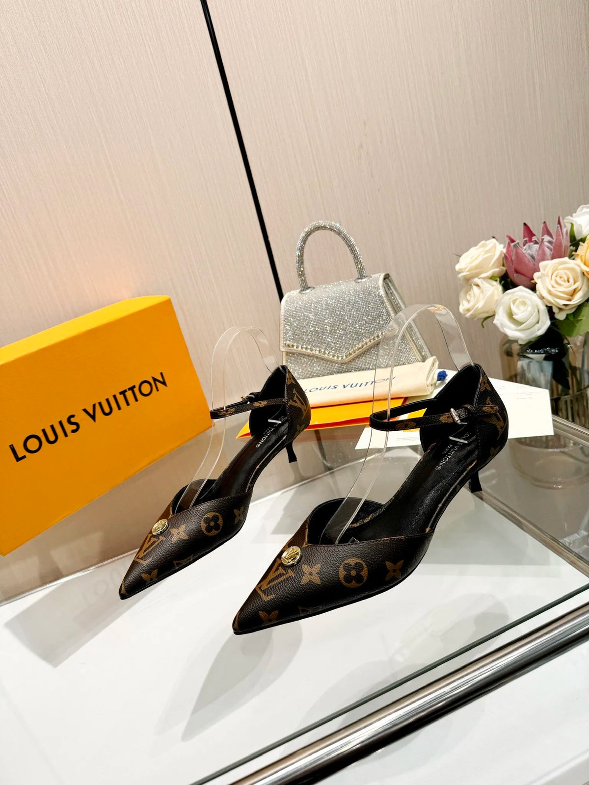 Women Shoes Heels 4 cm T4249