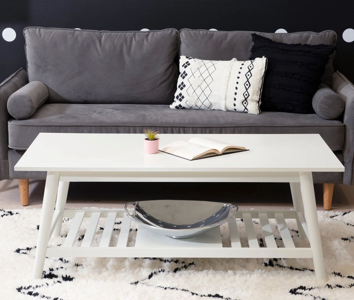 White Mid-Century Coffee Table with Shelf H75616