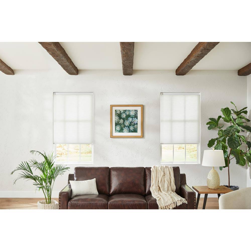 White Cordless Light Filtering Cellular Shade I702482