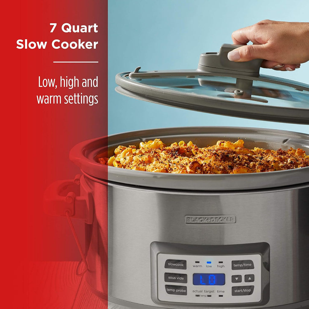7-Quart Digital Slow Cooker with Locking Lid C77132