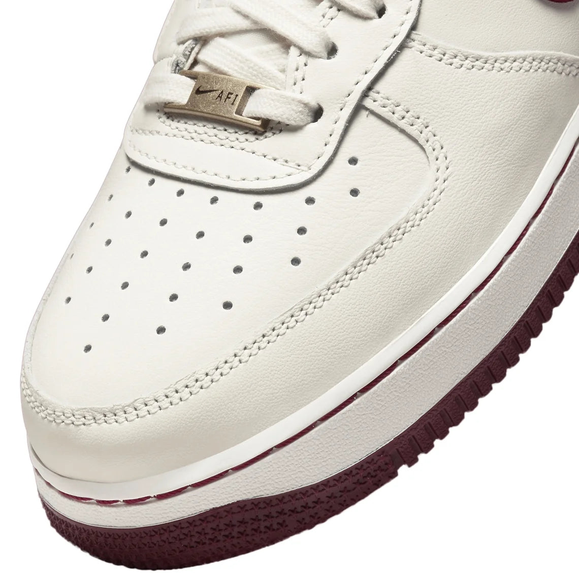 Sail Dark Beetroot Men's Nike Air Force 1 '07 Craft A54545