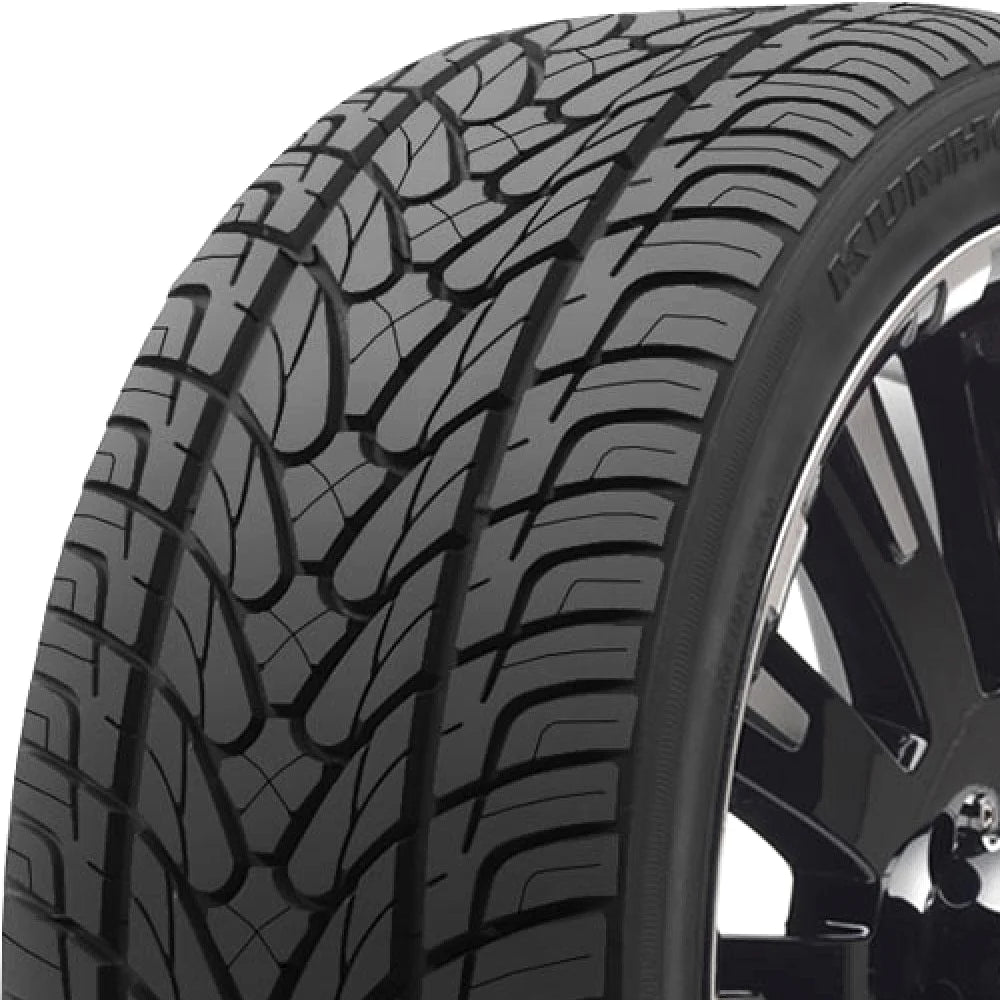 305/45R22 118V Performance Tire I4766