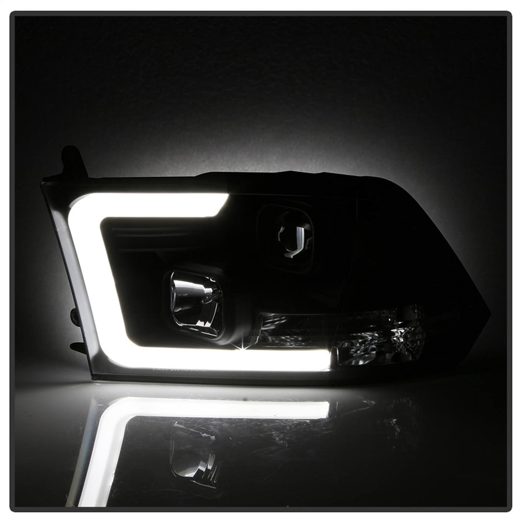 Projector Headlights V588743