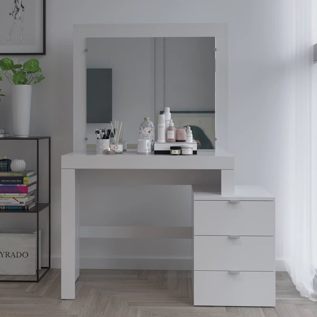 White Painted Vanity Table A87655