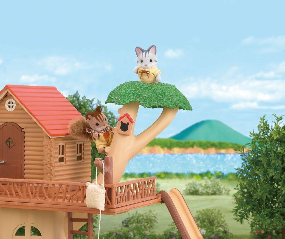 Adventure Tree House B856701